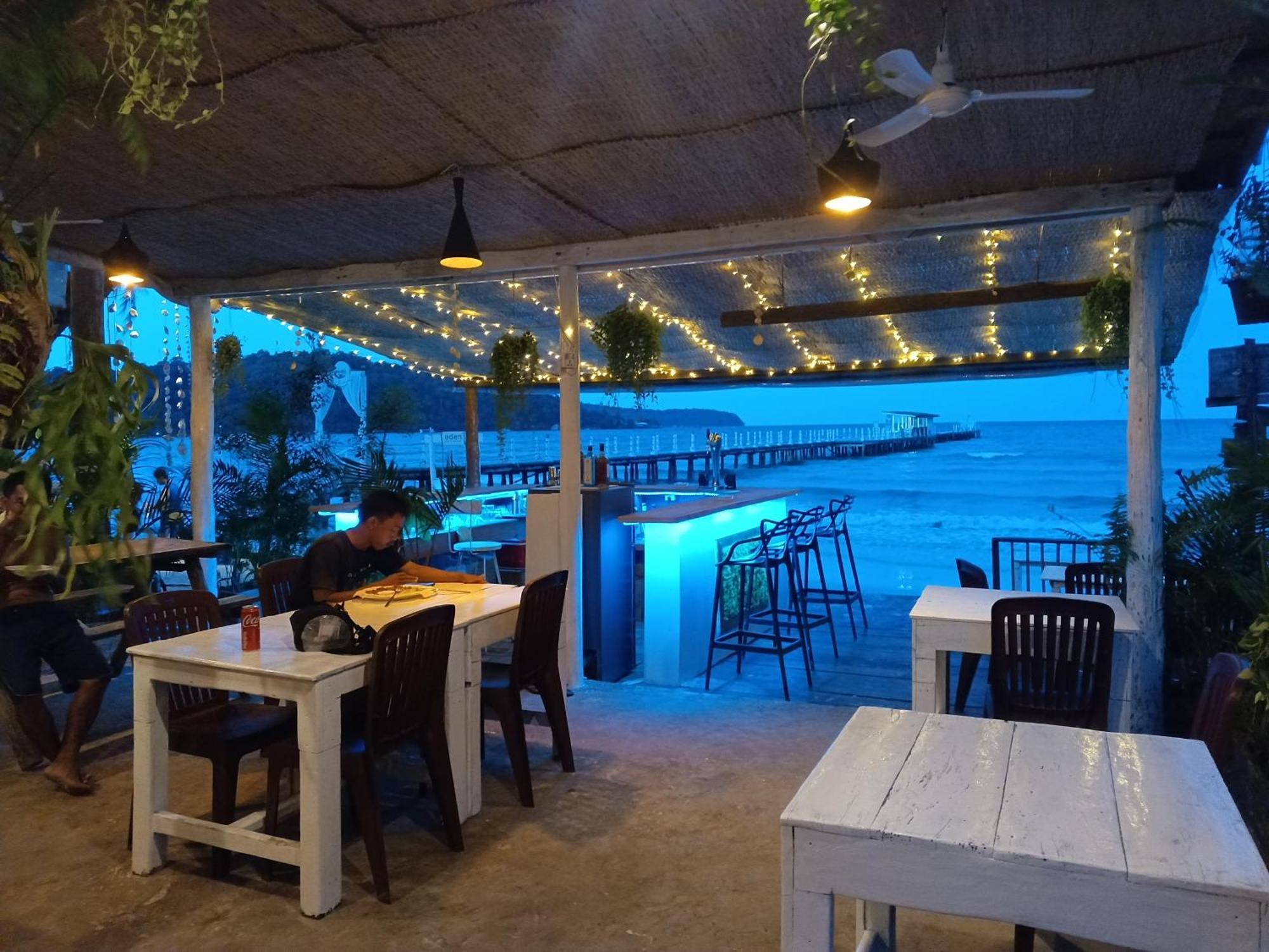 Sunny Bungalow Ко Ронг Санлоем Екстериор снимка